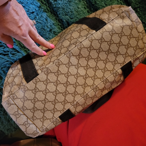 Gucci GG Supreme tote bag - Picture 12 of 16